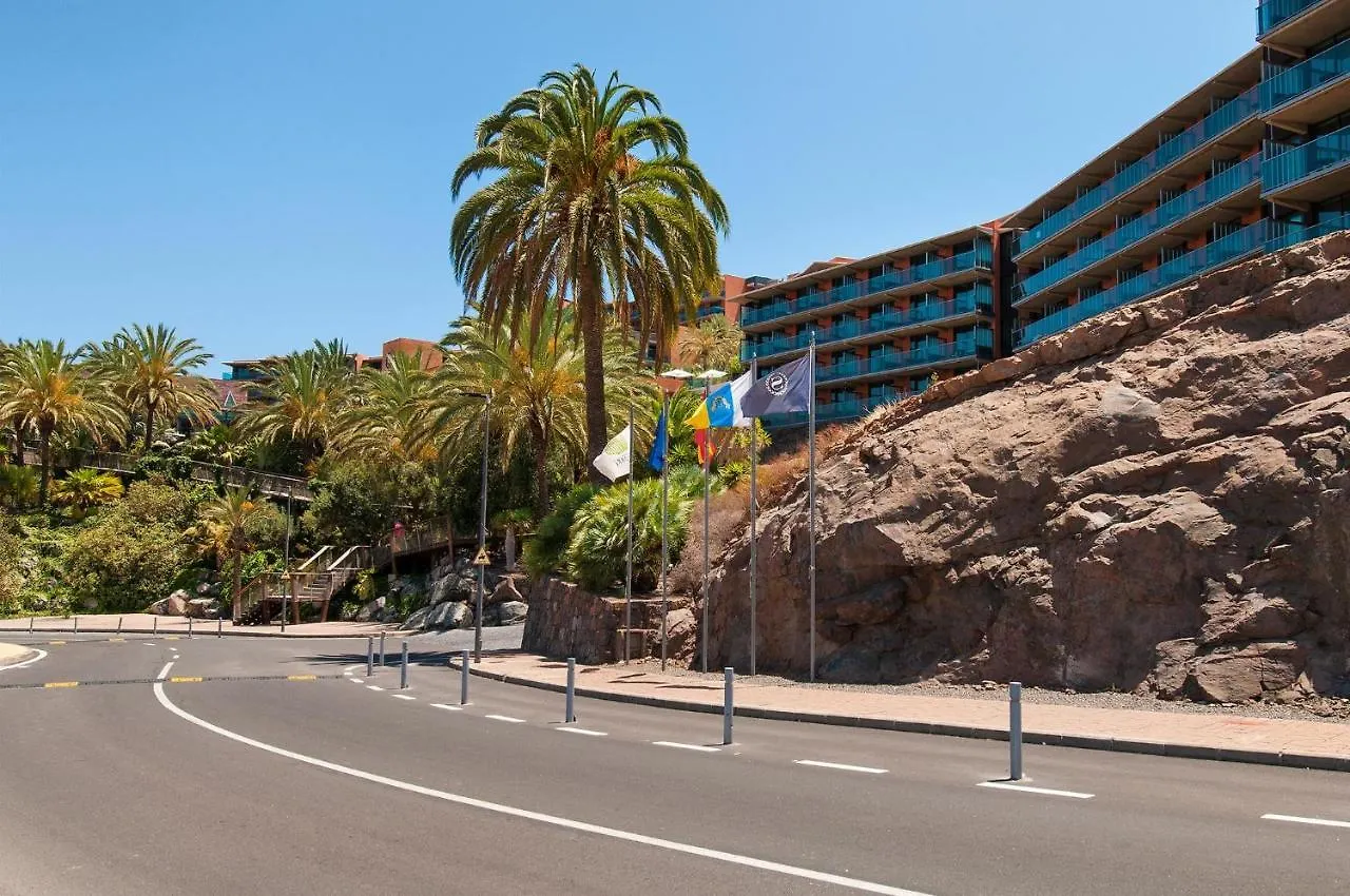 Los Dragos Salobre Golf Villas 3 By Villagrancanaria マスパロマス